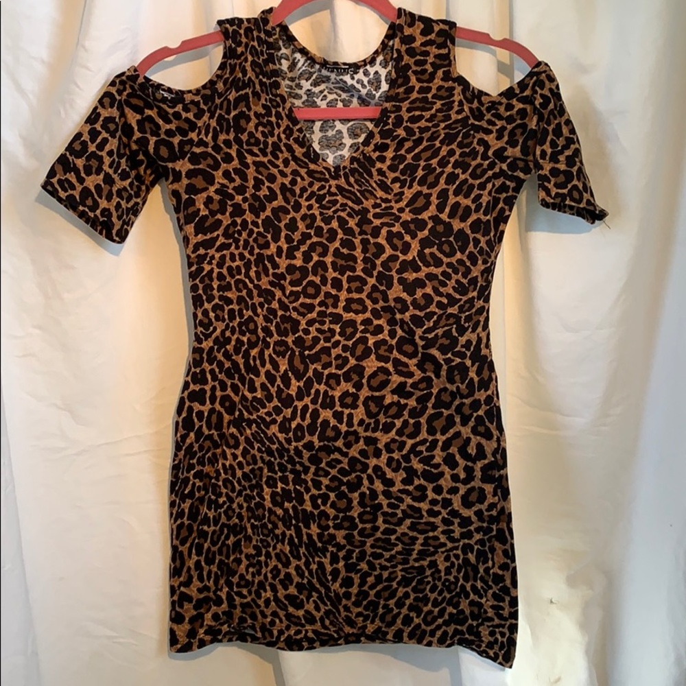 3/20 Venus cold shoulder v neck bodycon mini dress